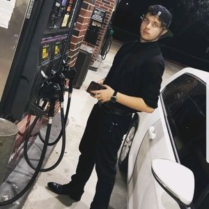 Meet your Posher, Joe